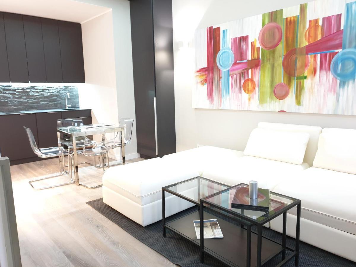 Jewel Vista Duomo 100m Apartment Milan